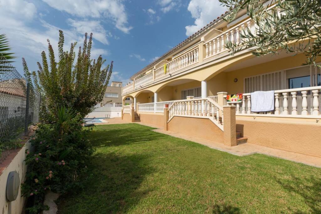 La Rapita - Apartamento De Dos Dormitorios Con Piscina Comunitaria Альканар Екстер'єр фото