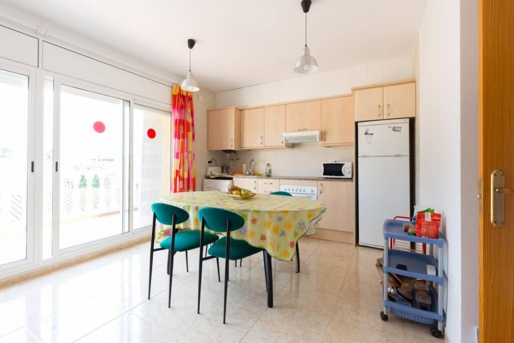 La Rapita - Apartamento De Dos Dormitorios Con Piscina Comunitaria Альканар Екстер'єр фото