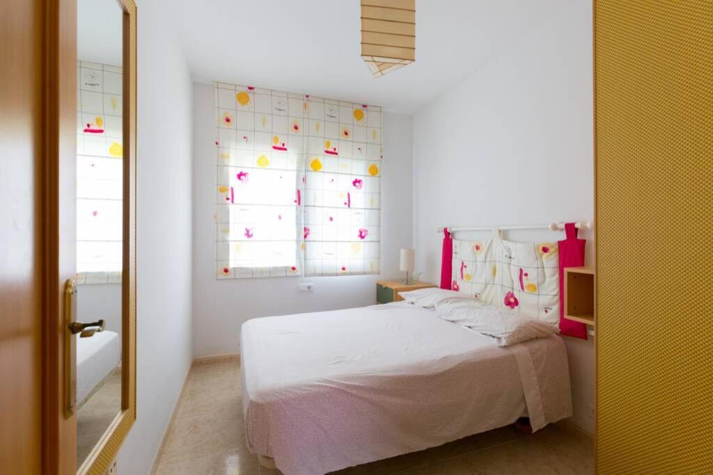 La Rapita - Apartamento De Dos Dormitorios Con Piscina Comunitaria Альканар Екстер'єр фото
